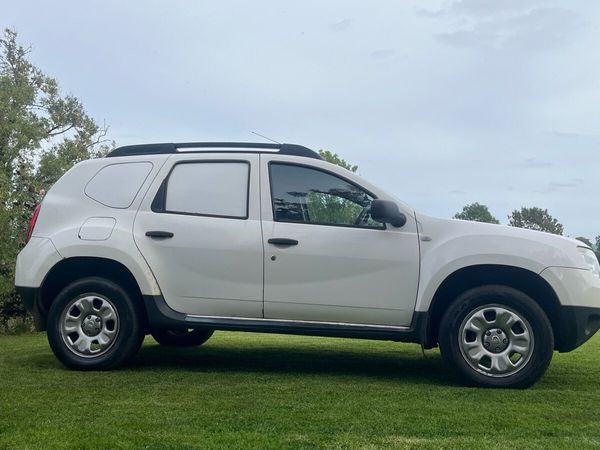 DACIA DUSTER COMMERCIAL - Main image