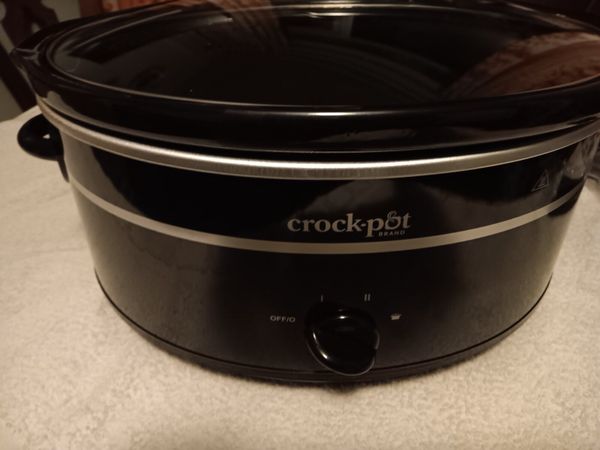 CROCK POT SLOW COOKER (NEW) - Main image
