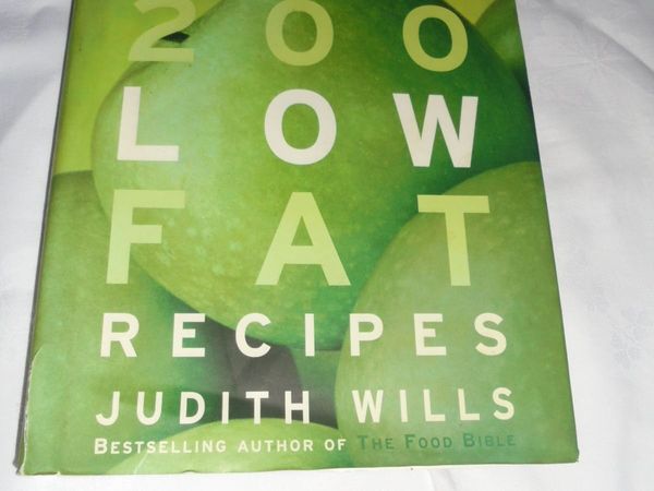 Top 200 Low Fat Recipes by Judith Wills - Main image