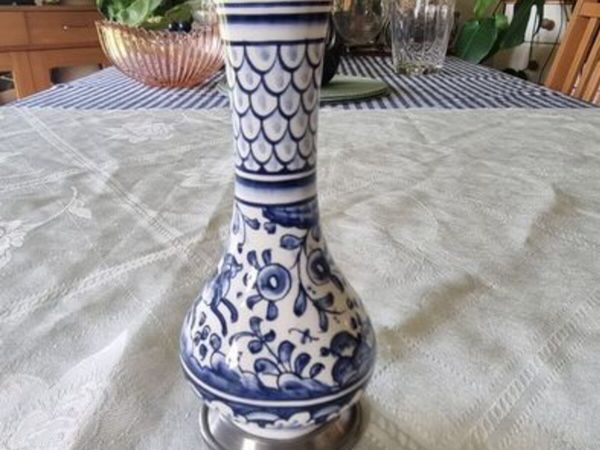 Vintage C.I.A. Coimbra Portugal vase - Main image