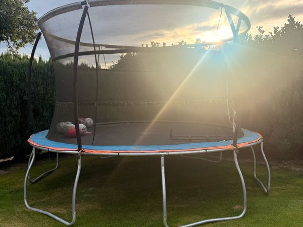 Trampoline - Main image