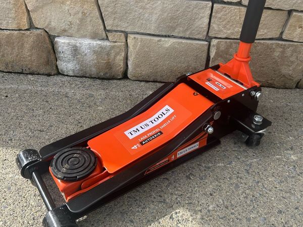 Brand new 4 tone low profile trolley jack 💥 - Main image