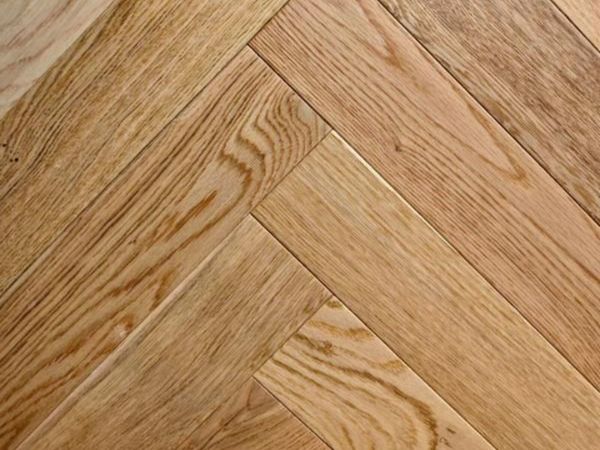 Engineered 3mm Sierra Rustic Oak Herringbone Lacqu - Main image