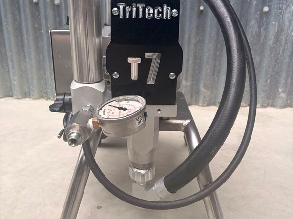 Airless paint sprayer TriTech T7 - Main image