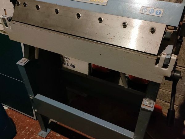 Sheet metal folding machine - Main image