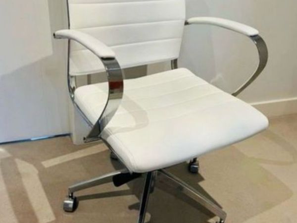 Deluxe Office Chair - Main image