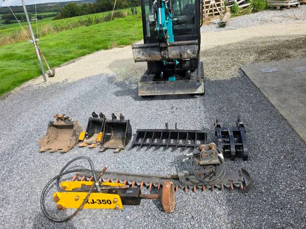 1.7T Mini Excavator - Main image