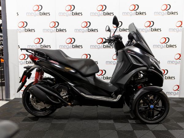 Piaggio MP3 300 Sport 2021 - Main image
