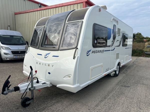 caravan - Main image
