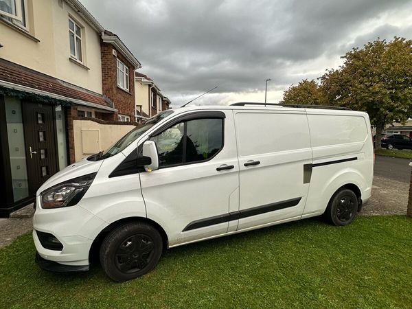 Ford Transit Custom 211 - Main image