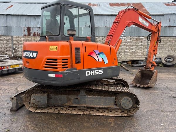 Digger for sale in Antrim for £8,750 on DoneDeal