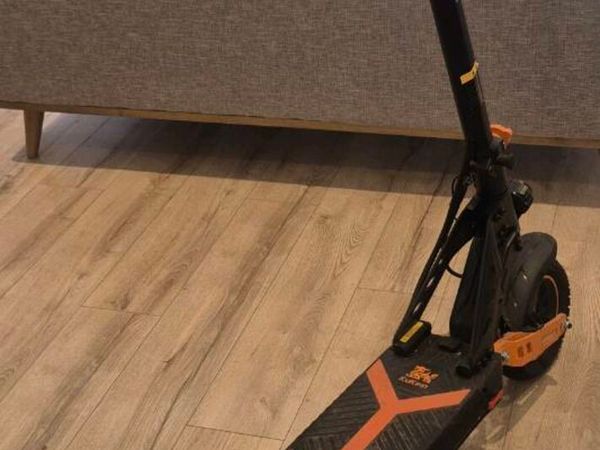 KuKirin G2 Max Electric Scooter + Seat & Charger - Main image