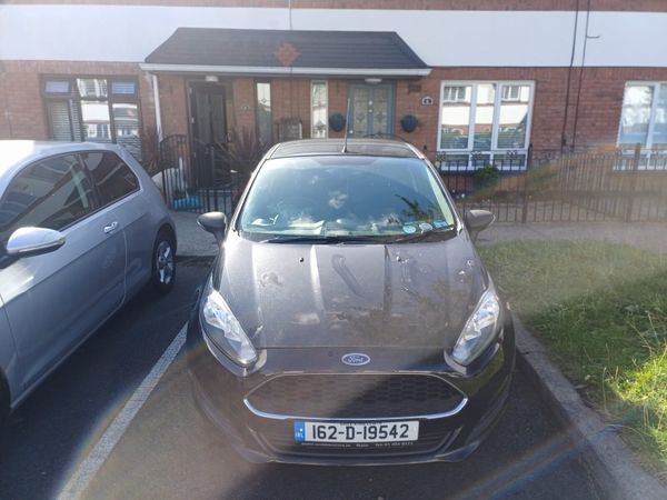 Ford fiesta van - Main image
