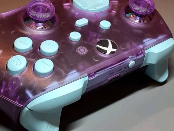 Xbox Series Controller. CUSTOM - Main image