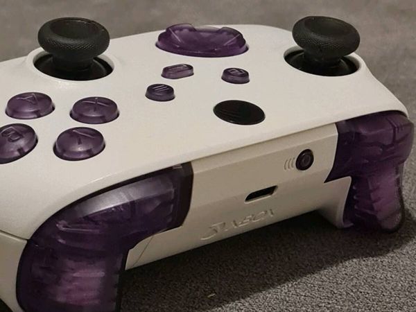 Xbox Series Controller. - Main image
