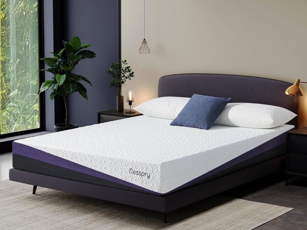 Mattress Gel Memory Foam with Breathable Cover - Main image