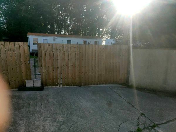 Gates - Main image