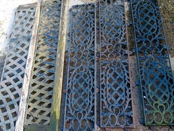 BENCH ENDS - Main image