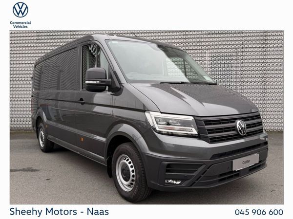 Volkswagen Crafter HIGHLINE 30 MWB 140HP AUTO FWD - Main image