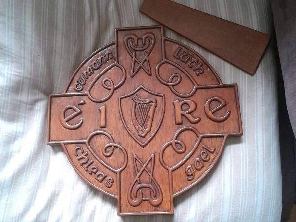 Vintage g.a.a carved sheld - Main image