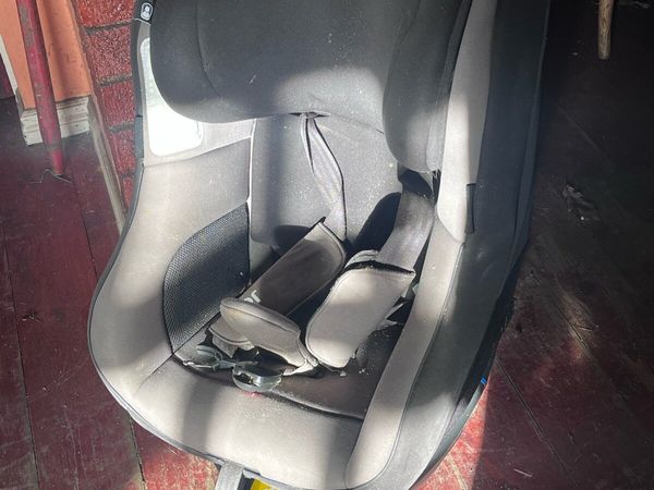 Child’s car seat - Main image