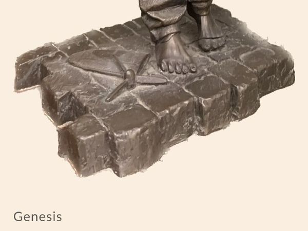 Genesis figurine - Main image