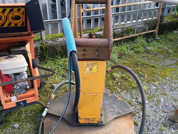AR engineering Saw - Main image