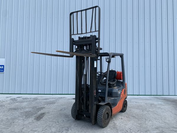 UNRESERVED 2010 TOYOTA 1.5T GAS FORKLIFT FOR AUCT - Main image