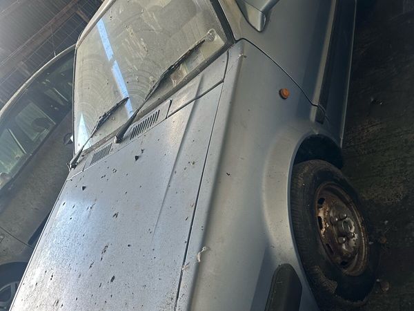 Nissan micra - Main image