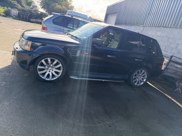 Range Rover breaking - Main image