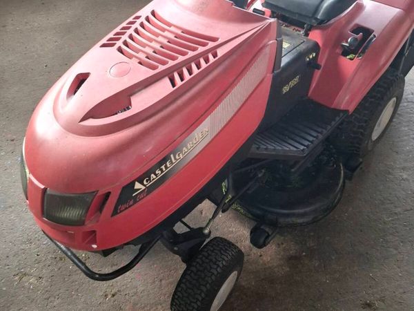 Castlegarden ride on lawnmower twin cut - Main image