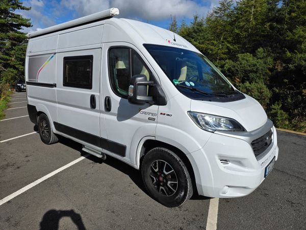 2020 RAPIDO DREAMER D42 FRENCH BED - Main image