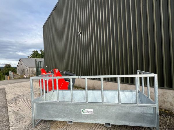 HEAVY DUTY CATTLE FEEDERS - Main image