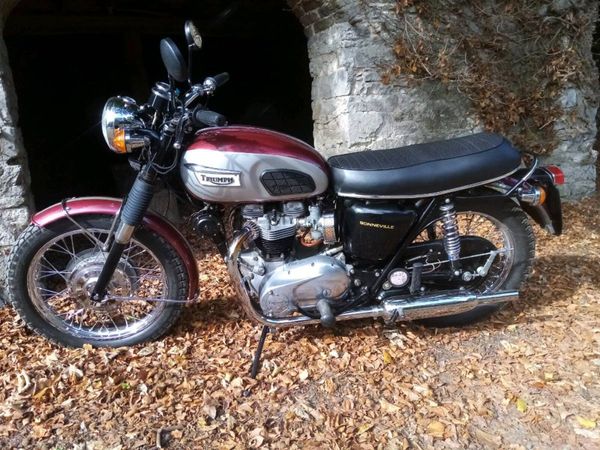 Triumph bonneville 1970 - Main image
