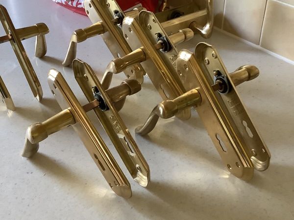 11 pairs of Door Handles Polished Brass - Main image