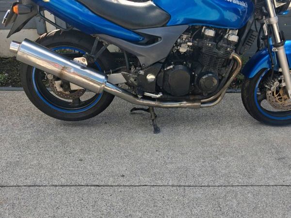 Kawasaki zr7 - Main image