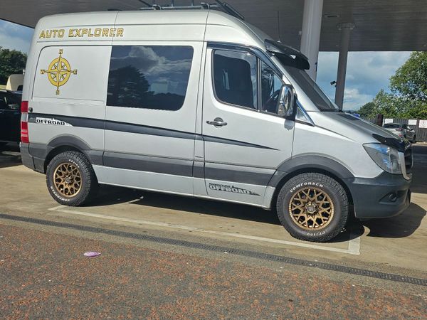 SPRINTER CAMPER SWAMPER SOLAR OFF GRID - Main image
