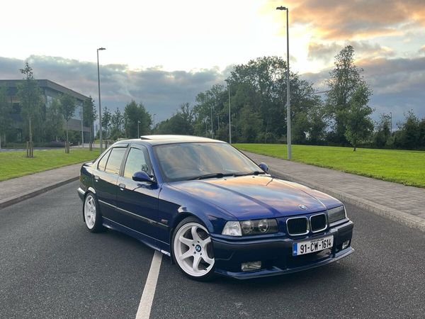 E36 320i saloon - Main image