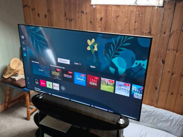 Samsung 55 inch QLED tv - Main image
