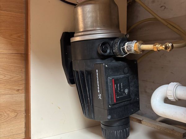 Water mains booster - Main image
