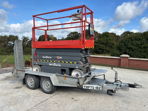 Skyjack 3226 with plant trailer - Main image