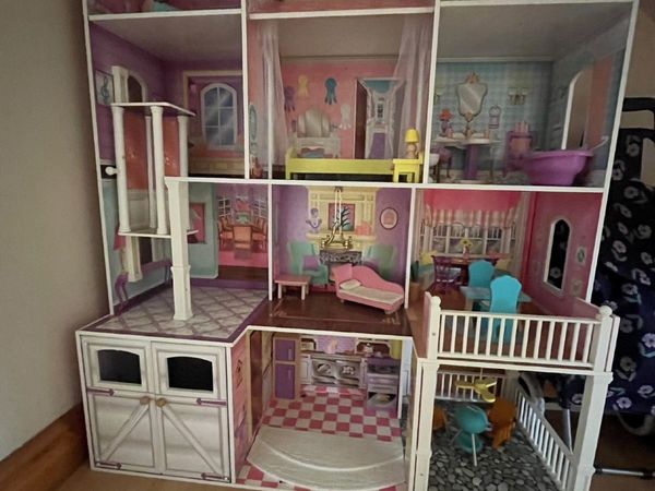 Dolls House - Main image