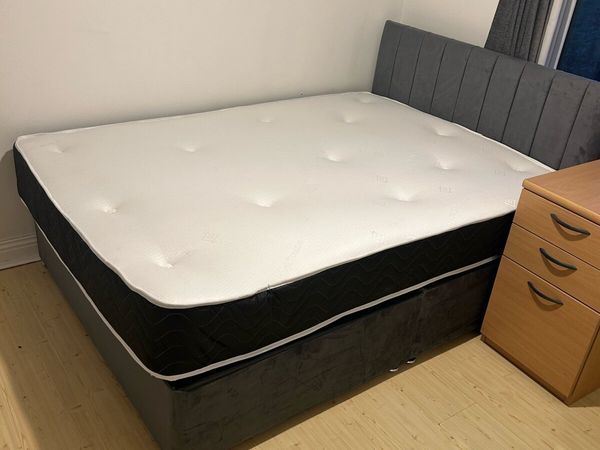 Double bed, & Single Bed, 2 headboards 2 mattres - Main image