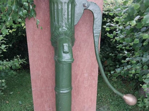 Original Cast Iron Village Pump - Main image