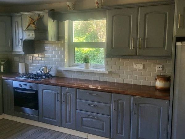 Fitted kitchen - Main image