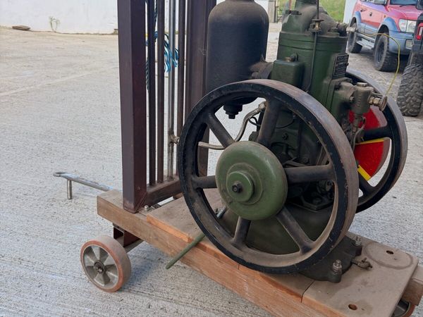 stationary engine - Main image