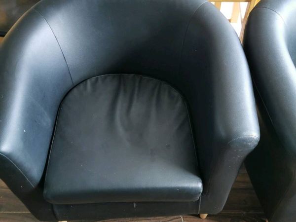 Sitting room chairs - set of 2. Leather appearance - Main image