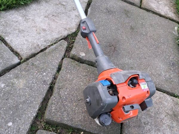Husqvarna 129RJ Petrol Grass Trimmer - Main image