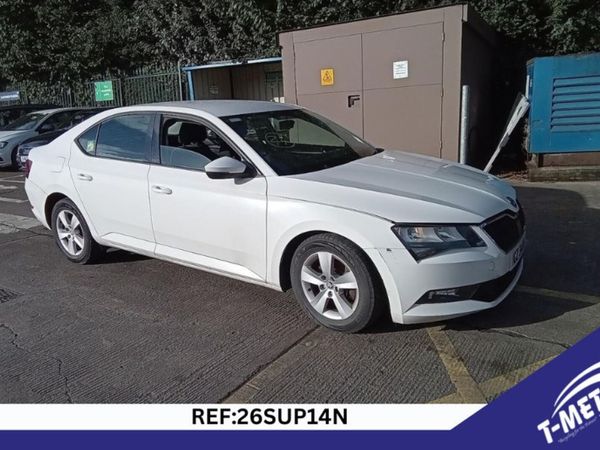 2018 SKODA SUPERB BREAKING FOR PARTS - Main image