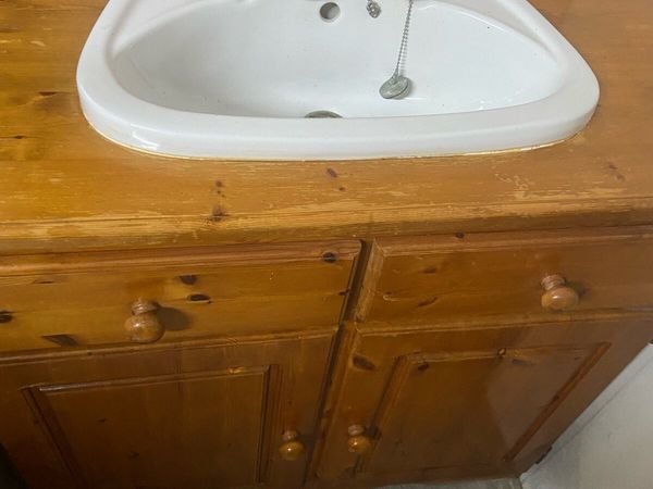 Bathroom/bedroom/utility unit for sale. - Main image